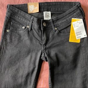 Low Waisted Skinny Jeans